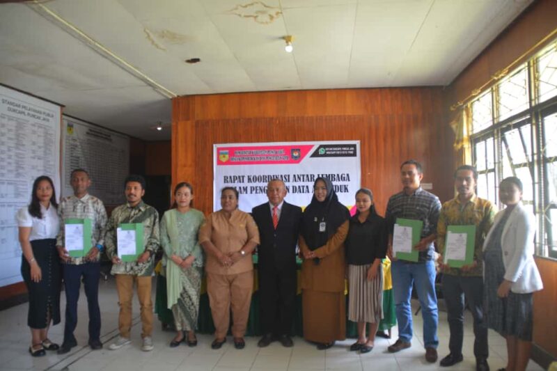 Dukcapil Puncak Jaya Wujudkan Pernikahan Legal dan Gratis