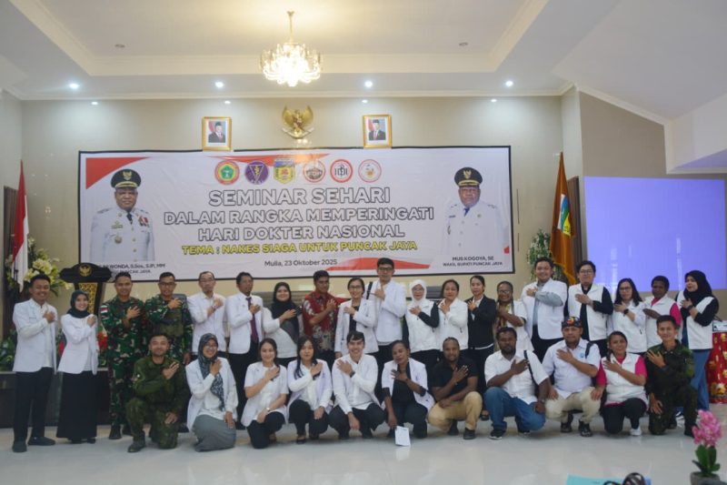 HARI DOKTER NASIONAL : NAKES PUNCAK JAYA TETAP SIAGA DAN MENGABDI