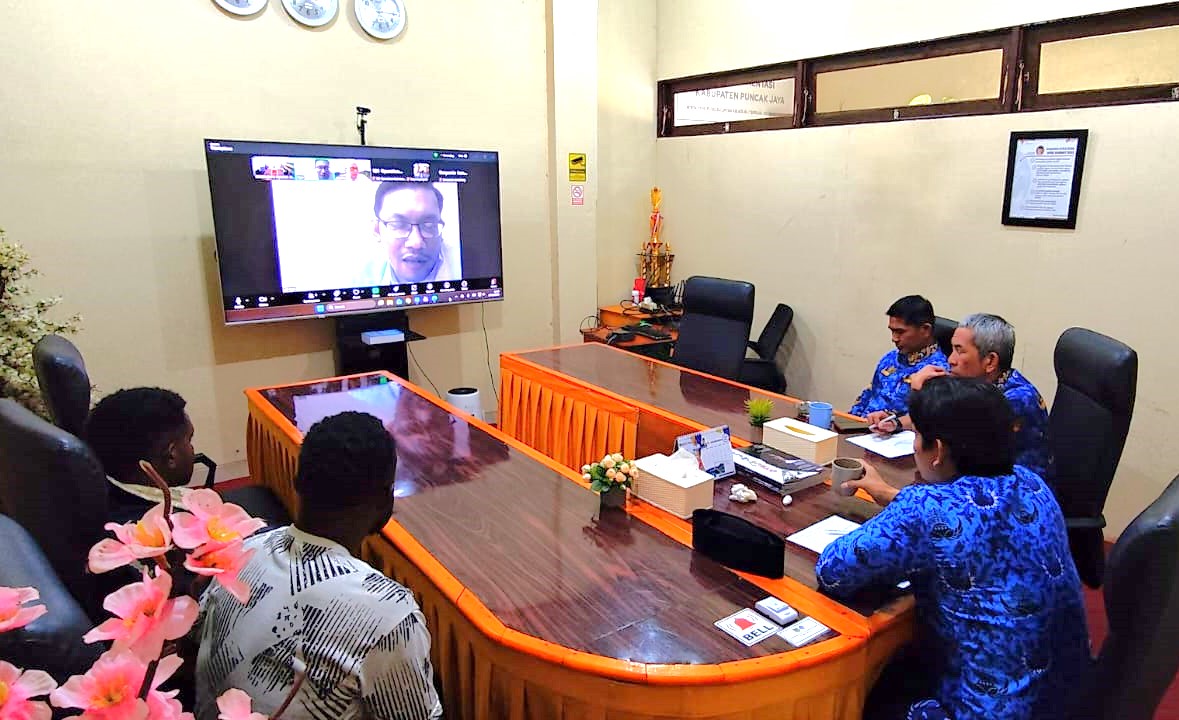 JELANG NATARU, BTS 4G BAKTI TELKOMSEL RUSAK BERAT DIKEBUT, DISKOMINFO-IBS-BAKTI KOMDIGI GELAR MONITORING