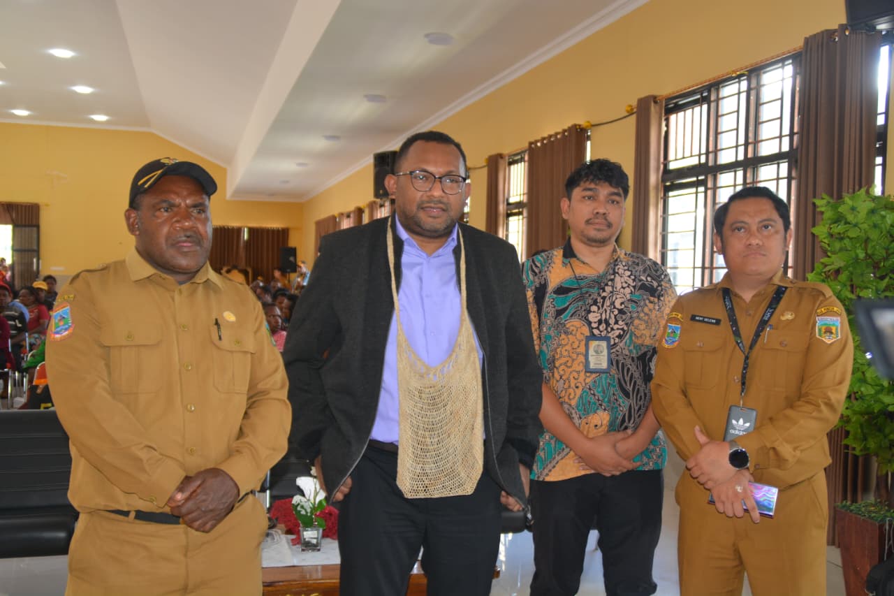 PENGUSAHA OAP NAIK KELAS: PEMDA PUNCAK JAYA HADIRKAN LAYANAN ONLINE DAN KREDIT USAHA