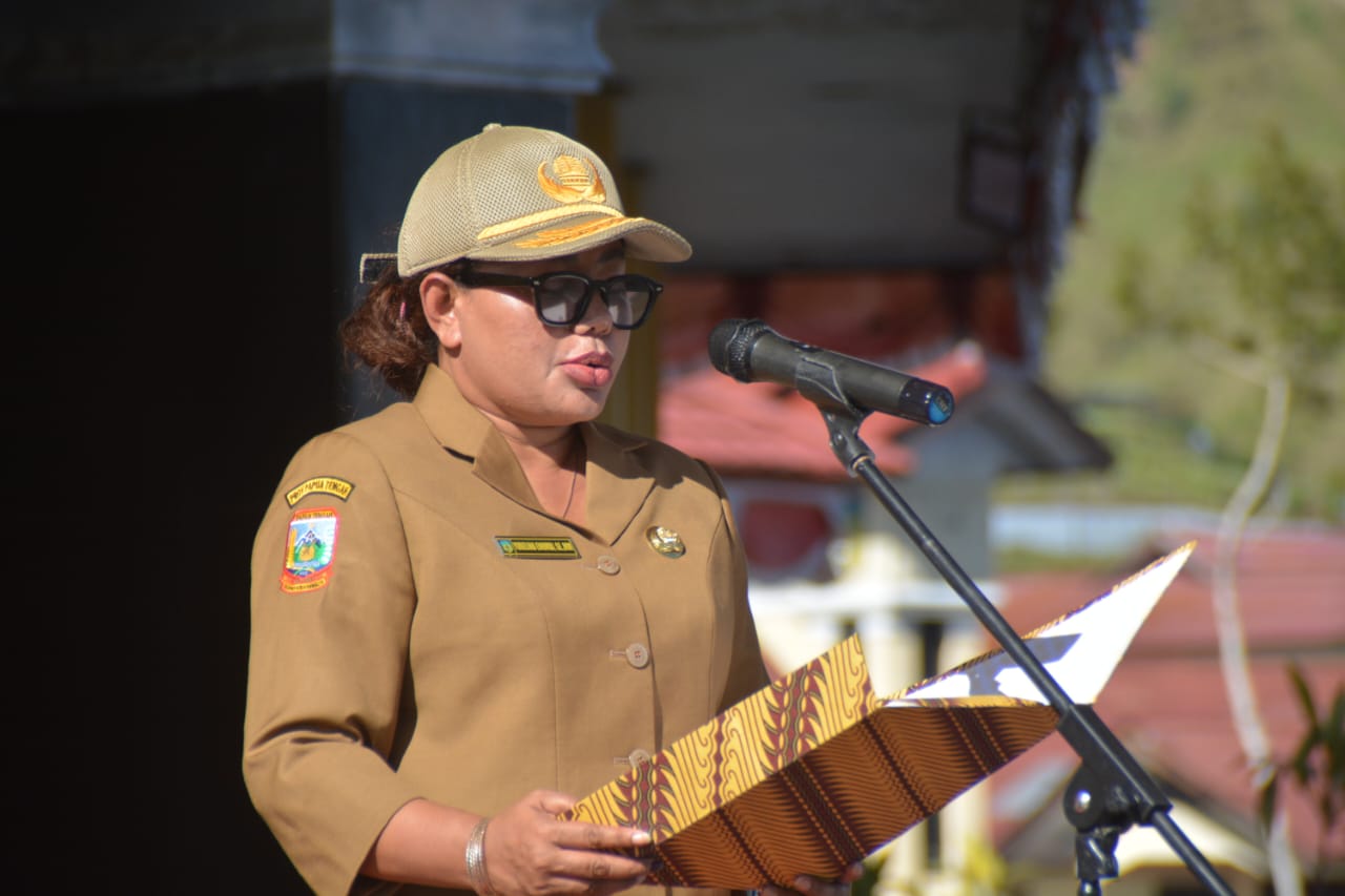 Pj. SEKDA PUNCAK JAYA TEGASKAN: ASN YANG TIDAK BEKERJA SELAMA SATU TAHUN AKAN DIBERHENTIKAN