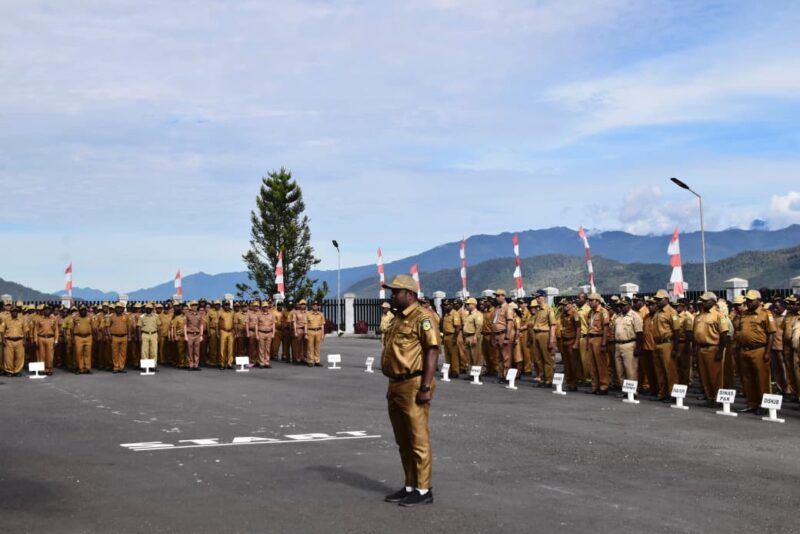 Puncak Jaya Perangi Miras: ASN Dilarang Keras Terlibat Produksi dan Peredaran