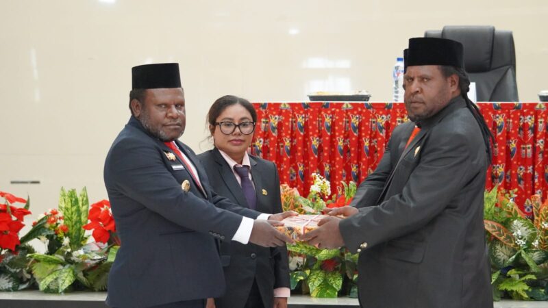 Rapat Paripurna DPRK Puncak Jaya Bahas Strategi Anggaran untuk Kesejahteraan Masyarakat