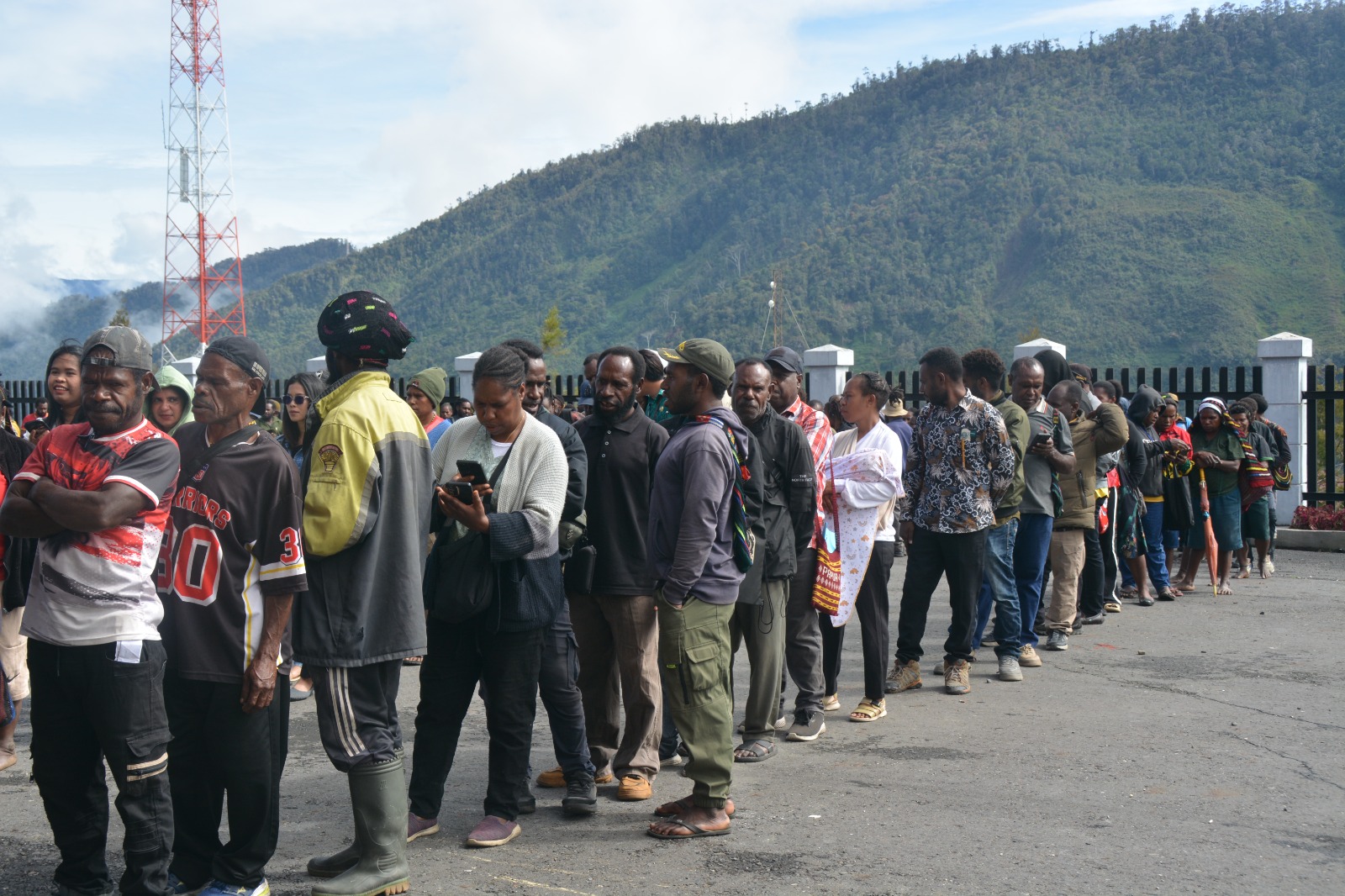 RATUSAN CALON PETUGAS  ANTUSIAS IKUTI SELEKSI SENSUS EKONOMI 2026 DI PUNCAK JAYA