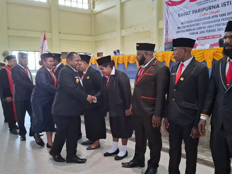 Resmi! 8 Anggota DPRK Puncak Jaya Dilantik melalui Mekanisme Pengangkatan