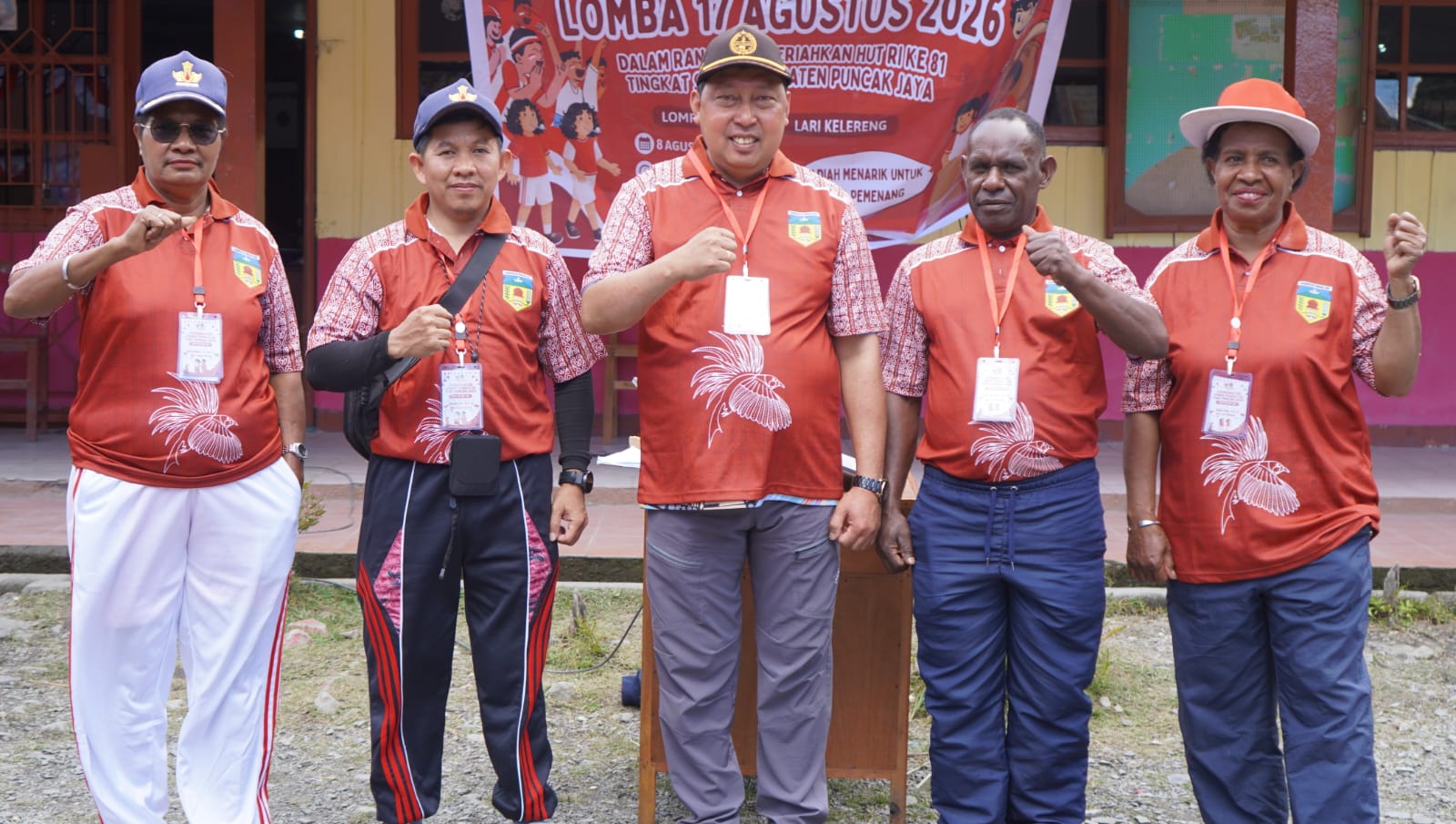 Peringati HUT ke-81 RI di Puncak Jaya, Siswa SD Adu Lincah dan Kompak dalam Berbagai Lomba