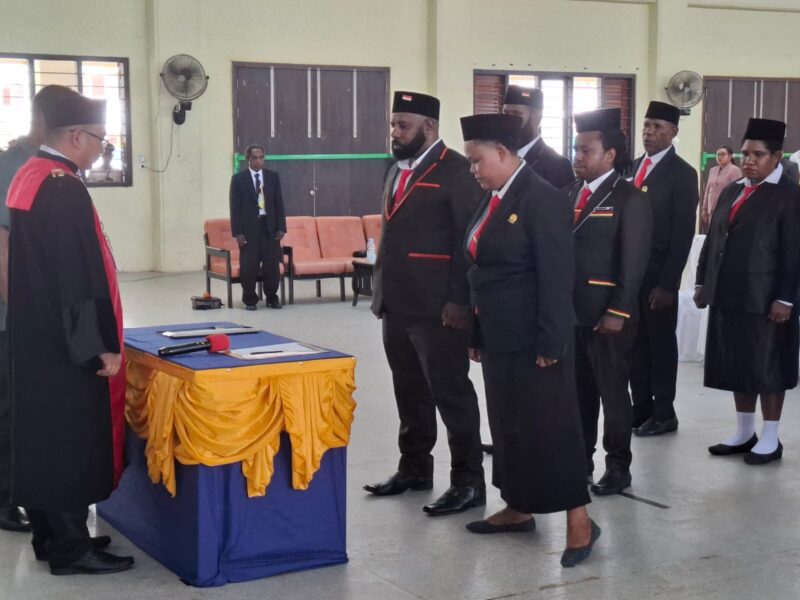 Sinergi Baru! Anggota DPRK Puncak Jaya Jalur Pengangkatan Dilantik, Siap Wujudkan Pemerintahan Efektif