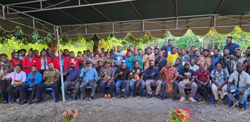 Tatap Muka di Nabire! Pj Bupati Puncak Jaya Bahas Pendidikan dan Kesejahteraan Mahasiswa