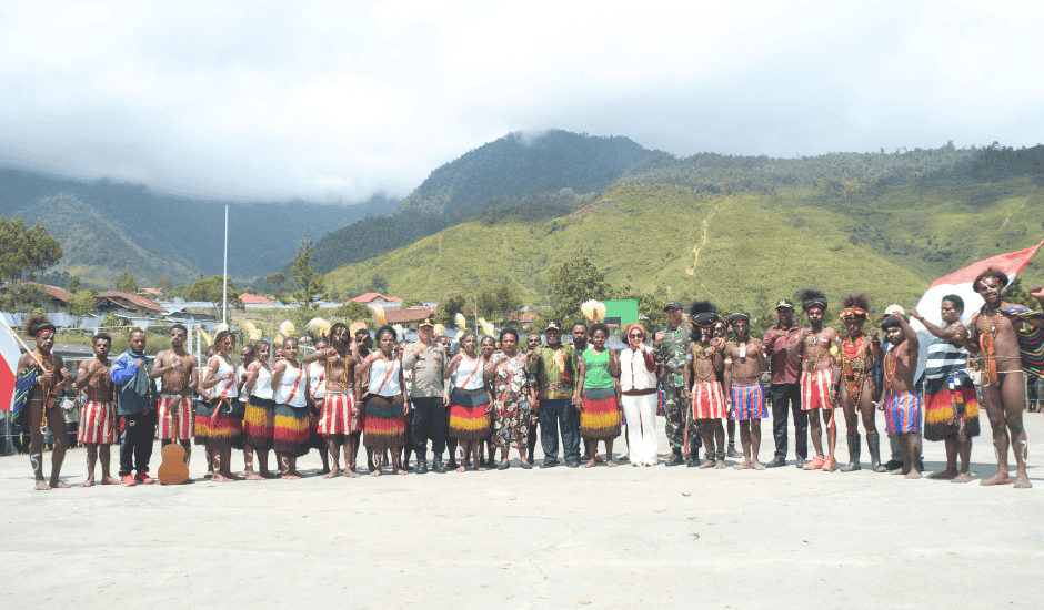 Wakil Bupati Puncak Jaya Buka Lomba Wisisi, Ajak Masayrakat Jaga Identitas dan Budaya